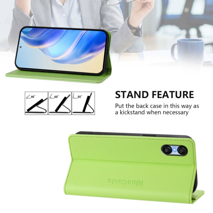 Funda de Cuero Sony Xperia 10 Vi 2024 Rc01 con Doble Pliegue y Succión Magnética (Verde Hierba)