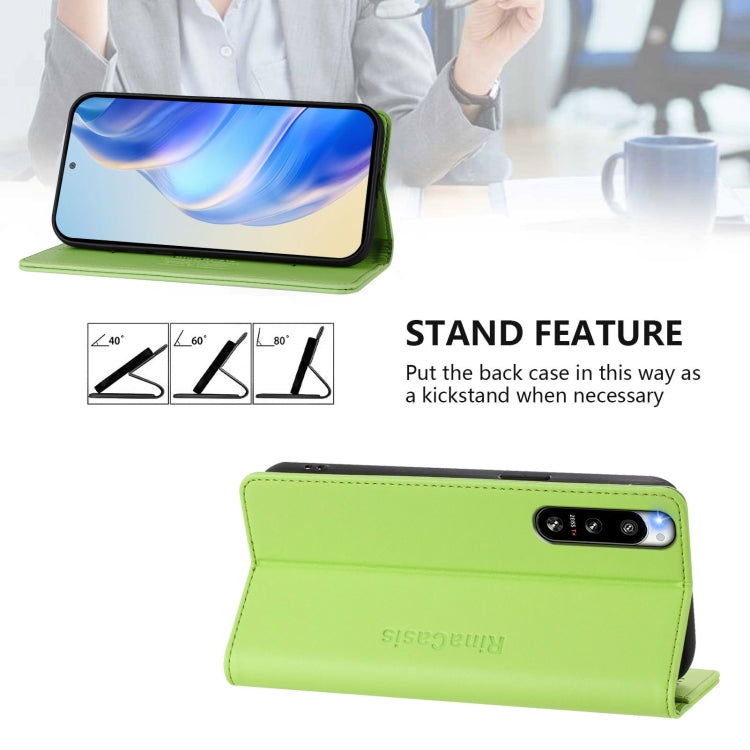 Funda de Cuero para Sony Xperia 5 IV RC01 con Doble Pliegue y Succión Magnética RFID (Verde Hierba)