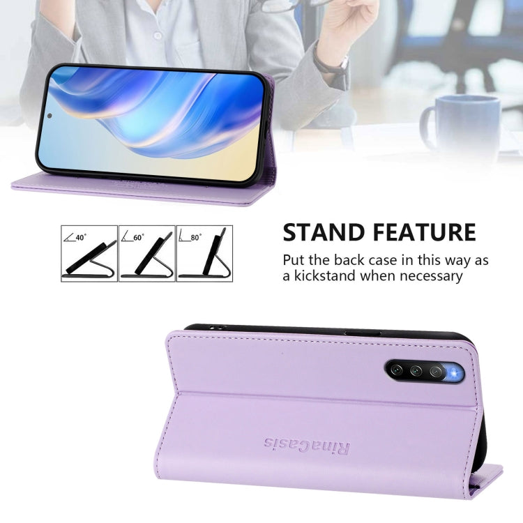 Funda de Cuero con Doble Pliegue y Succión Magnética RFID para Sony Xperia 10 V (2023) (Morado Claro)