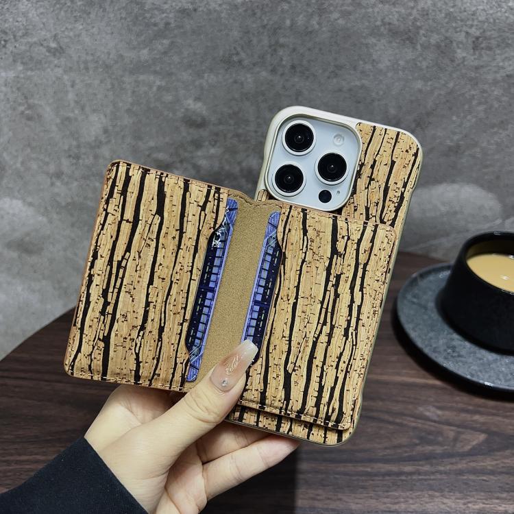 Funda para iPhone 14/13 Denior D24 Paint con Ranura para Tarjeta Magsafe (Mariposas Doradas)