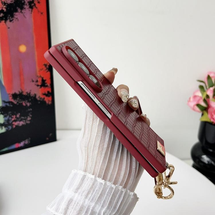 Funda de TPU con textura de cocodrilo y correa para Samsung Galaxy Z Fold7 5G (roja)
