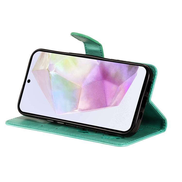 Funda de piel con tapa y diseño de gato y abeja para Samsung Galaxy A56 5G (verde)