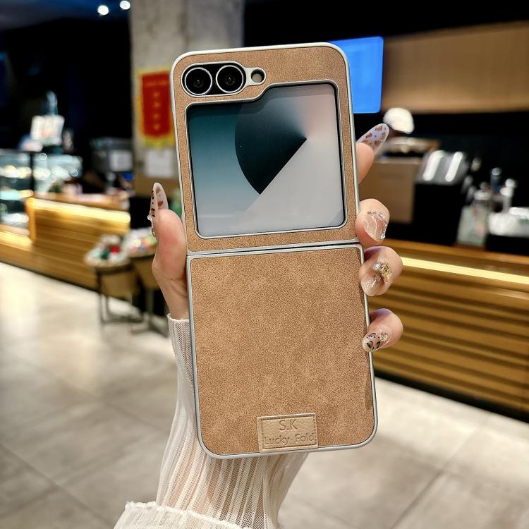 Funda de piel de cordero y corcho para Samsung Galaxy Z Flip5 5G, color marrón (borde plateado)