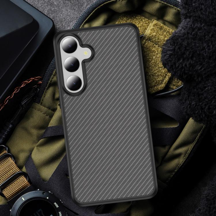 Funda de TPU acrílico con textura de fibra de carbono y tacto suave para Samsung Galaxy S24 5G (negra)
