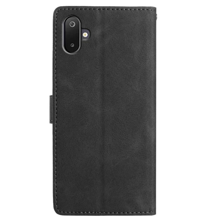 Funda de cuero con estampado de rosas en relieve para Samsung Galaxy F06 (negra)