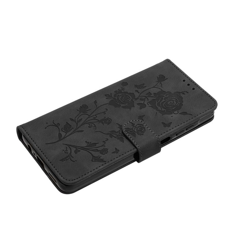 Funda de cuero con estampado de rosas en relieve para Samsung Galaxy F06 (negra)