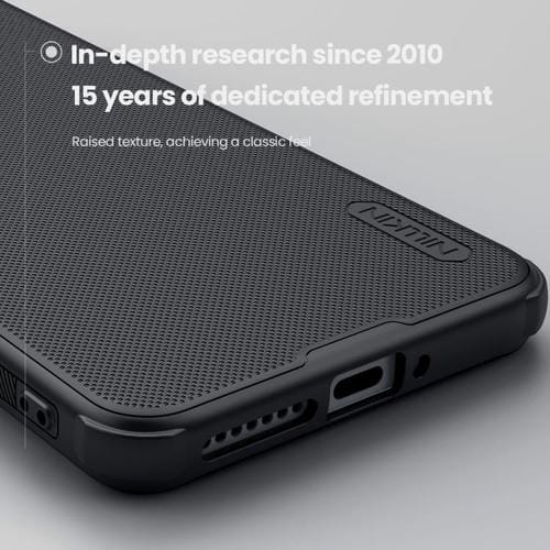 Funda magnética NILLKIN Frosted Shield Pro Magsafe para Xiaomi 15S Pro (negra)