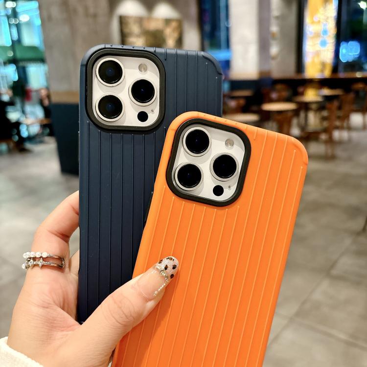 Funda MagSafe de cobertura total para iPhone 16 Plus con diseño inspirado en maletas (azul claro)