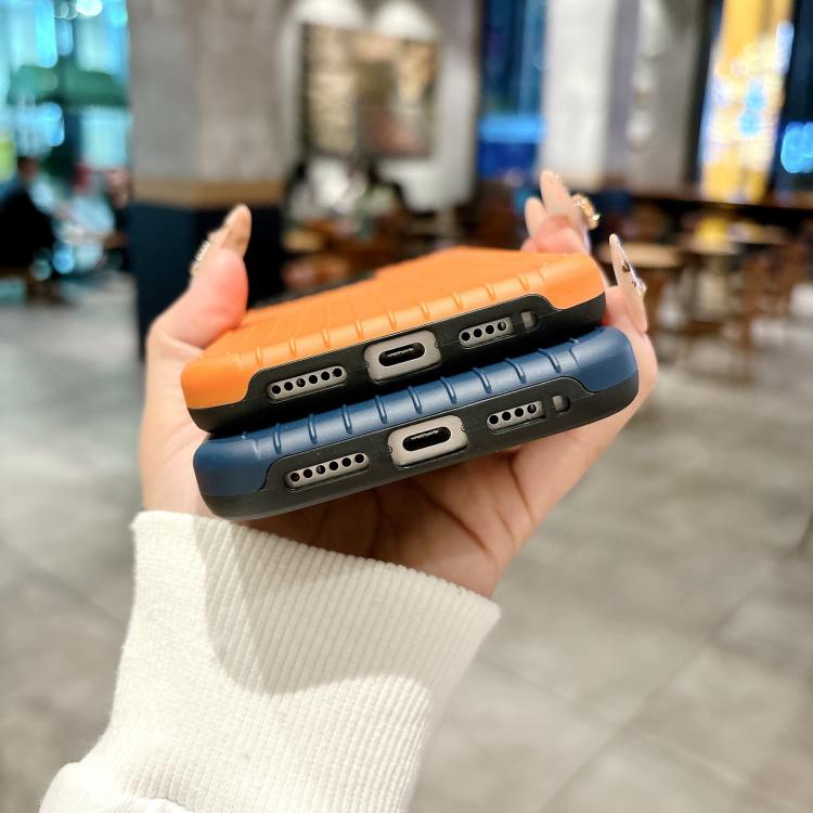Funda MagSafe de cobertura total para iPhone 11 Pro con diseño inspirado en equipaje (marrón)