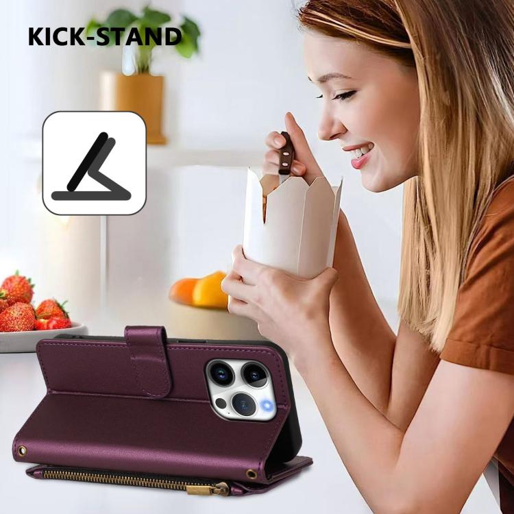 Funda de cuero con cremallera para iPhone 16 Pro, diseño de mariposas, flores y amor (morado oscuro)