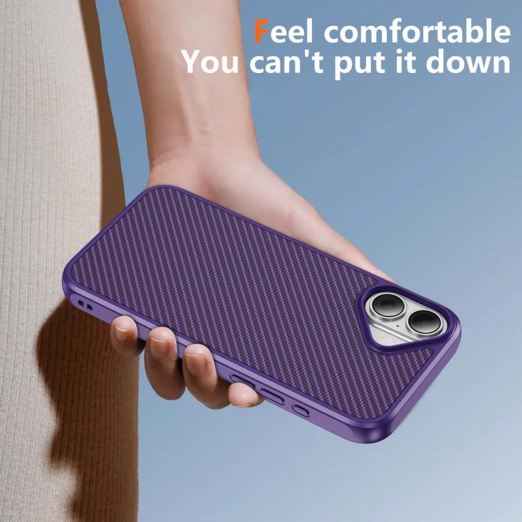 Funda MagSafe con textura de fibra de carbono y tacto suave para iPhone 16 Plus (morado)