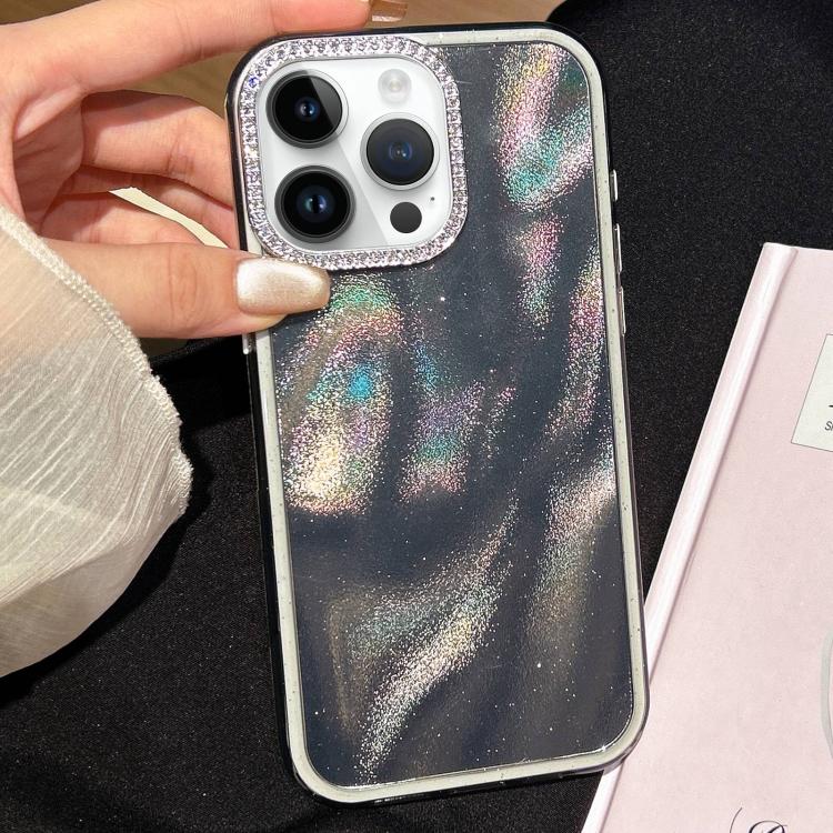 Funda 3 en 1 con diseño de arena movediza y marco de diamante para iPhone 15 Pro (negra)