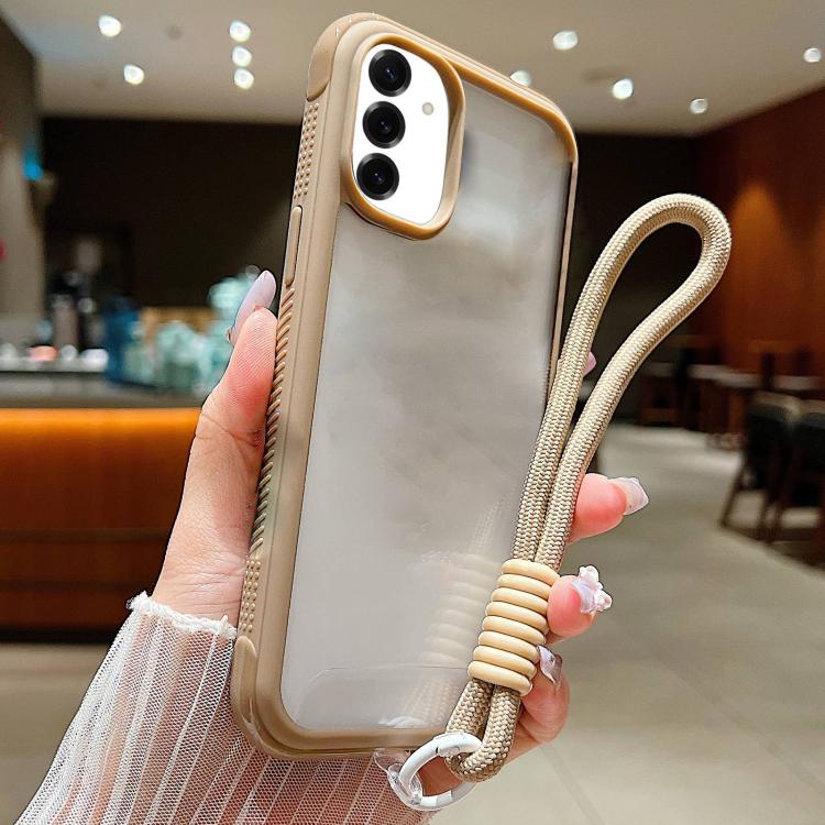 Funda de acrílico TPU transparente con borde liso y correa para la muñeca para Samsung Galaxy S25/S24 5G (marrón)