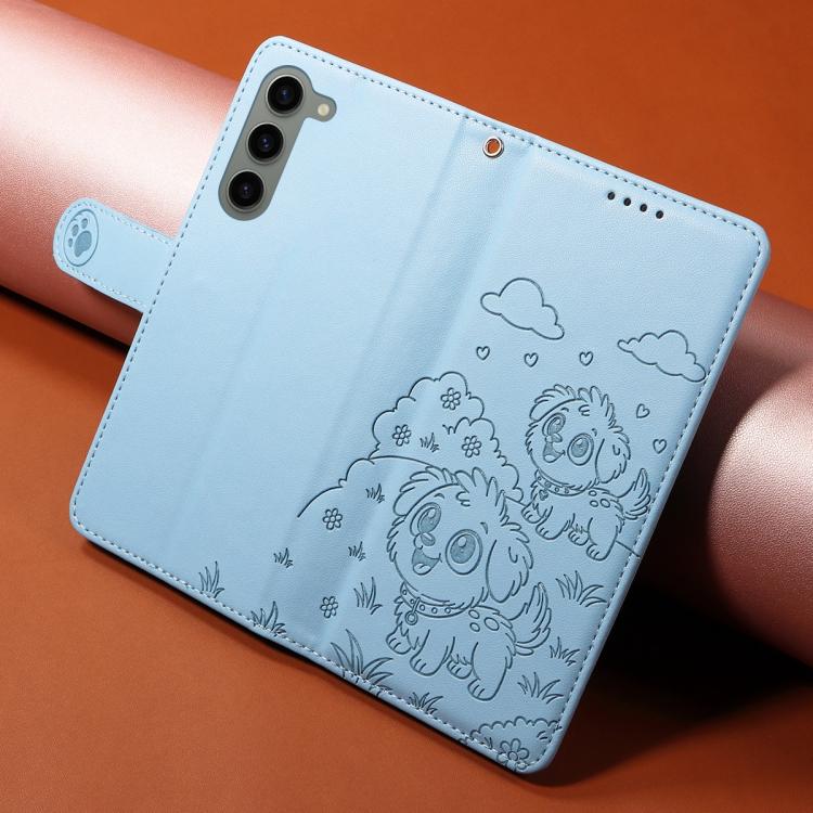 Funda de cuero tipo billetera con bloqueo RFID y diseño de corazón de perro en relieve para Samsung Galaxy S23+ 5G (azul cielo)
