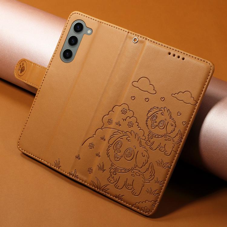 Funda de cuero con bloqueo RFID para Samsung Galaxy S23+ 5G, con diseño de corazón en relieve y perro (marrón)