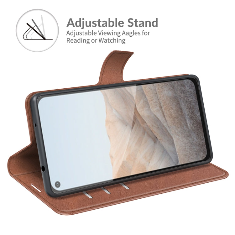 Para Google Pixel 5A Retro Becerro patrón Hebilla Horizontal Flip Funda de cuero con soporte y tragamonedas y billetera (marrón claro)
