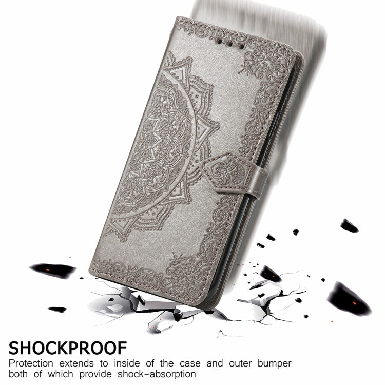 Para Motorola Moto G50 Mandala Patrón de estampado de estampado de estampado horizontal Funda de cuero con soporte y ranuras para tarjetas y billetera y cordón (gris)