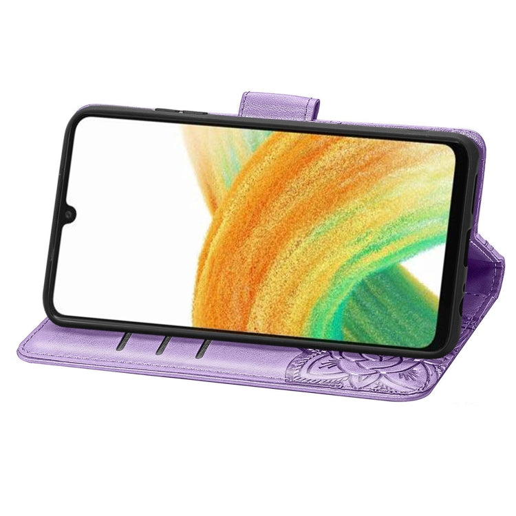 Para Samsung Galaxy A13 4G mariposa amor estuche de cuero en relieve (púrpura claro)