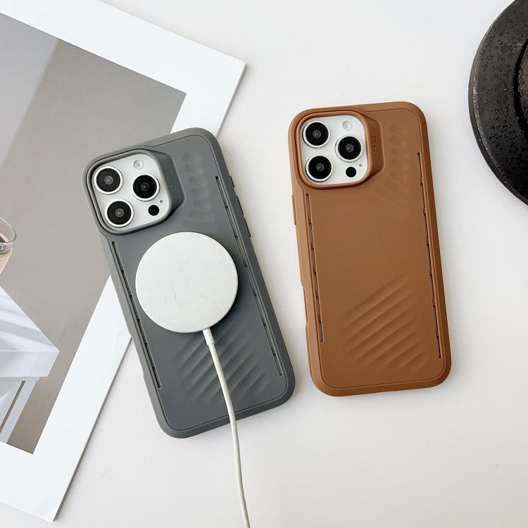 Funda TPU a Prueba de Golpes Gaer4 con Imitación Magsafe para iPhone 12 Pro Max (Marrón)