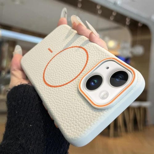 Funda TPU con Textura de Lichi y Anillo Magsafe para iPhone 13 (Blanca)
