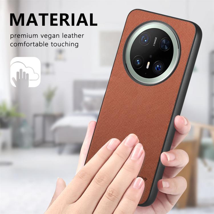 Funda para Teléfono Huawei Mate 70 Pro con Parte Trasera de Piel y Tejido de Sarga (Marrón)