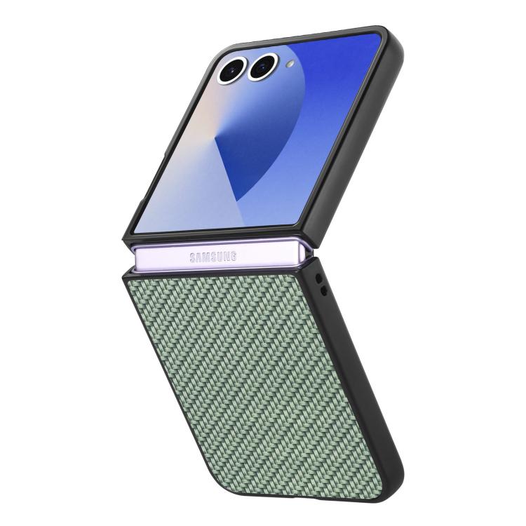 Funda trasera de cuero con textura de fibra de carbono para Samsung Galaxy Z Flip 7 5G (verde)