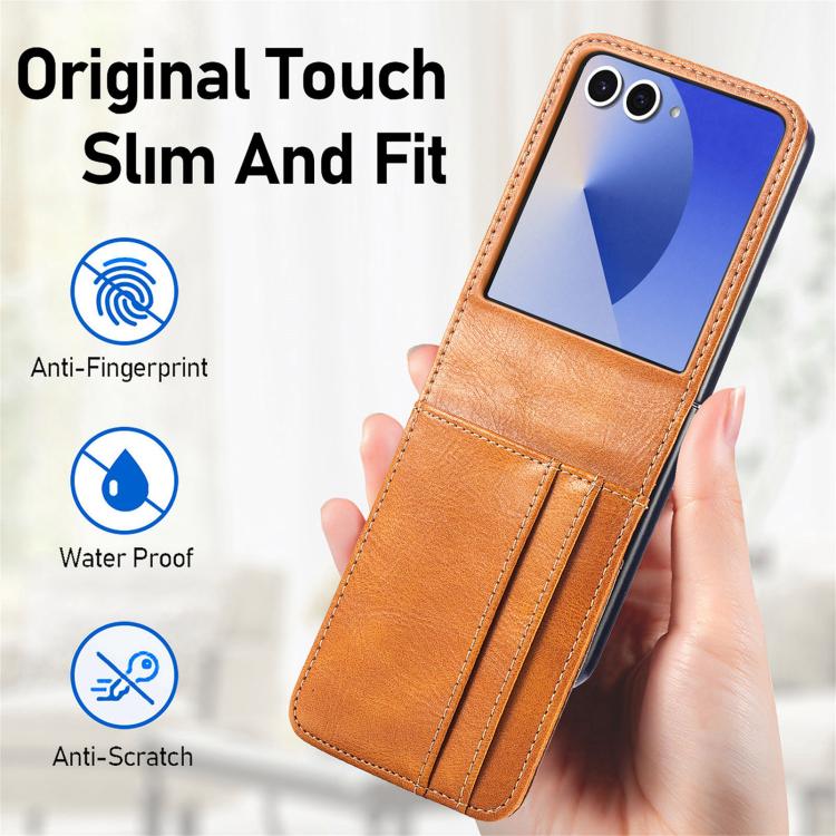 Funda de cuero con ranura para tarjetas y tapa vertical para Samsung Galaxy Z Flip7 5G (marrón)