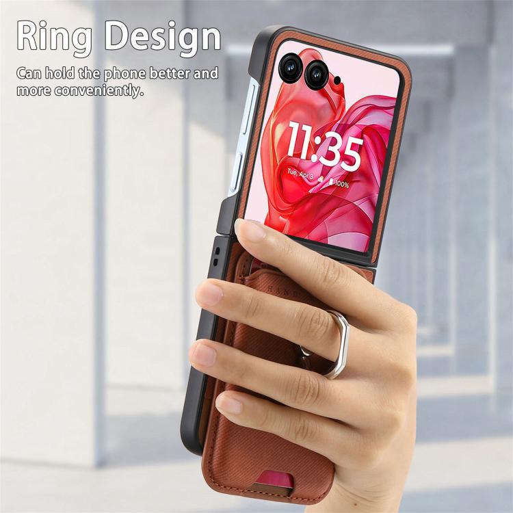 Funda magnética para Motorola Moto Razr 50 Ultra, de tela sarga, con anillo para tarjetas (marrón)