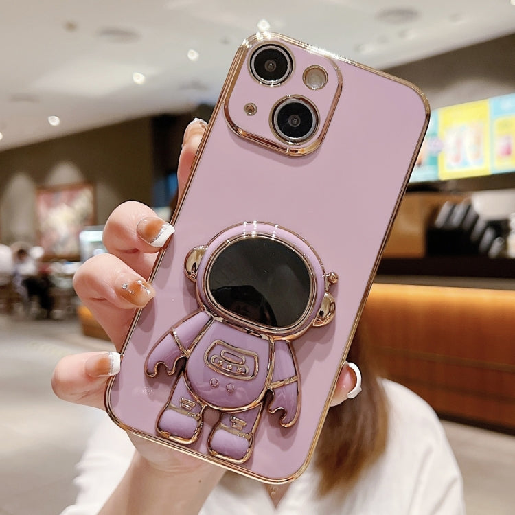 Para iPhone 15 Funda para Teléfono con Soporte de Astronauta Galvanizado (Púrpura) - MOVILSTORE